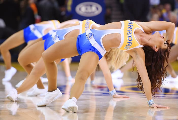 Golden-State-Warriors-Dance-Team-461689658_master.jpg
